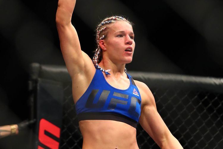 Justine Kish UFC Fight Night 112 results Felice Herrig abuses Justine Kish wins