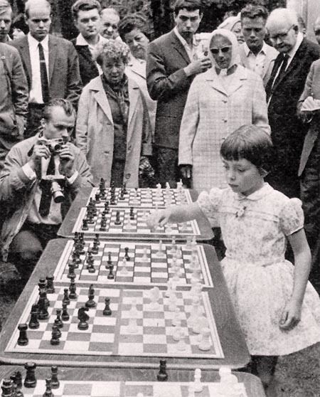 Jutta Hempel The chess games of Jutta Hempel