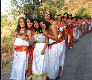 Kabylie kabylie women lt3 kabyles Pinterest Women39s and Chang39e 3