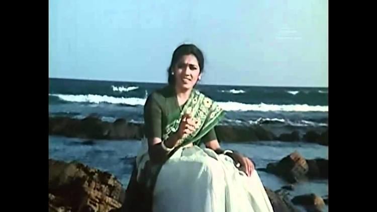 Kadalora Kavithaigal Kodiyilae Malliyappoo Kadalora Kavithaigal 1986 YouTube
