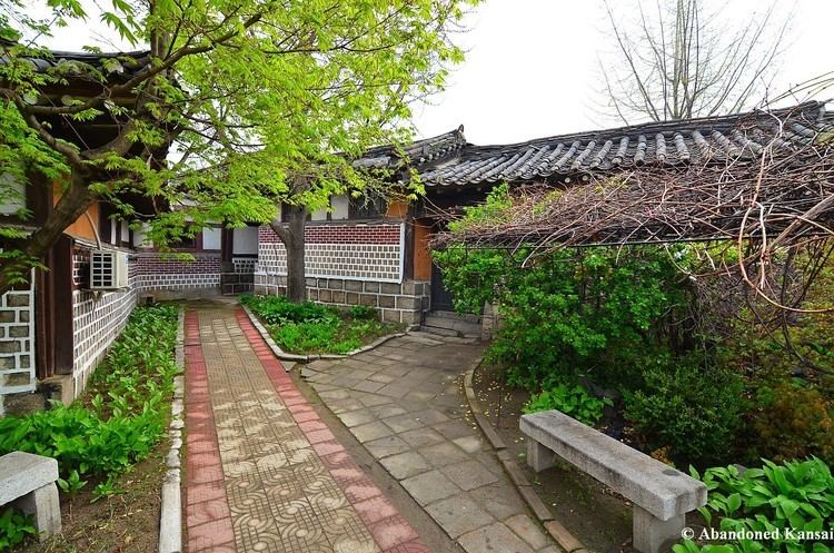 Kaesong Folk Hotel httpsabandonedkansaifileswordpresscom20130