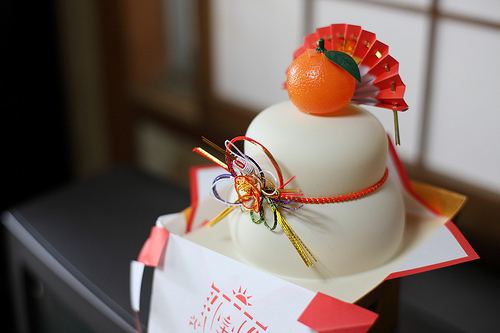 Kagami mochi Japanese New Year Decorations IroMegane