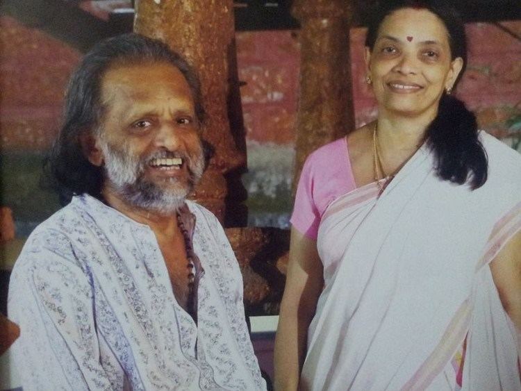 Kaithapram Damodaran Kaithapram Damodaran Namboothiri with his Wife Devi Antharjanam