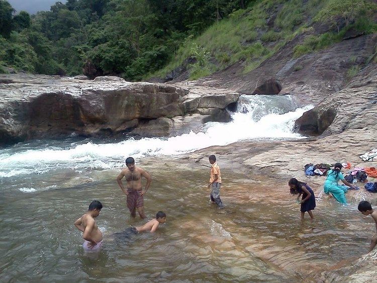 Kalikesam Panoramio Photo of Kalikesam falls