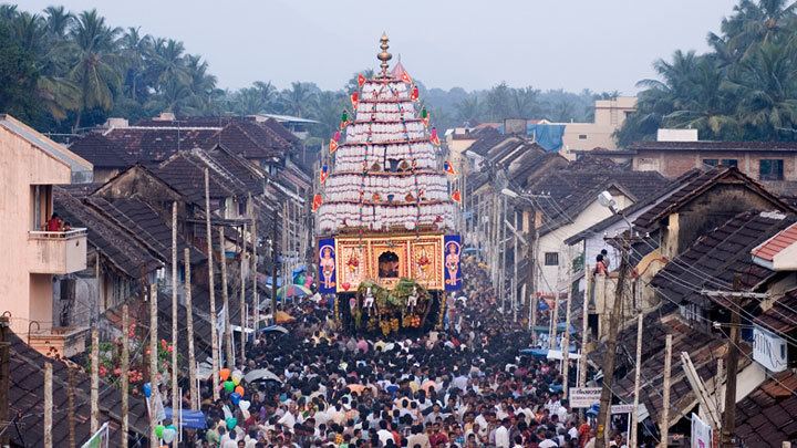 Kalpathi Kalpathi Ratholsavam JungleKeyin Image