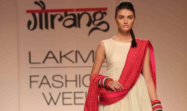 Kalpvriksh movie scenes Lakme Fashion Week 2015 Gaurang Shah to unveil Kalpavriksha collection
