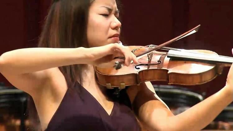 Kam Ning Ning Kam plays Bartok Violin Concerto No2 2nd movement