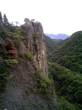 Kamakura Valley httpsuploadwikimediaorgwikipediacommonsthu