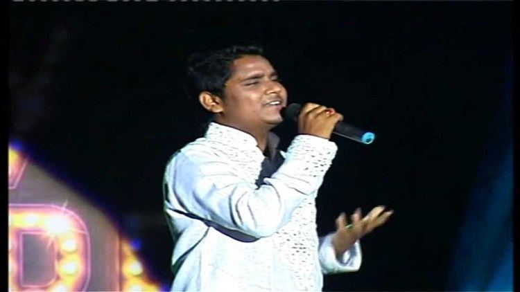 Kamal Khan (singer) Melodious Kamal Khan Singing 39Ishq Sufiyana39 YouTube