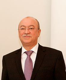 Kamaladdin Heydarov httpsuploadwikimediaorgwikipediacommonsthu