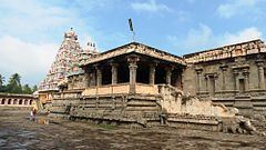 Kampaheswarar Temple, Thirubuvanam httpsuploadwikimediaorgwikipediacommonsthu