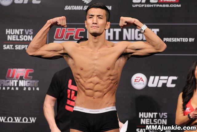 Kang Kyung-Ho UFC Fight Night 52 results Kyung Ho Kang takes split from