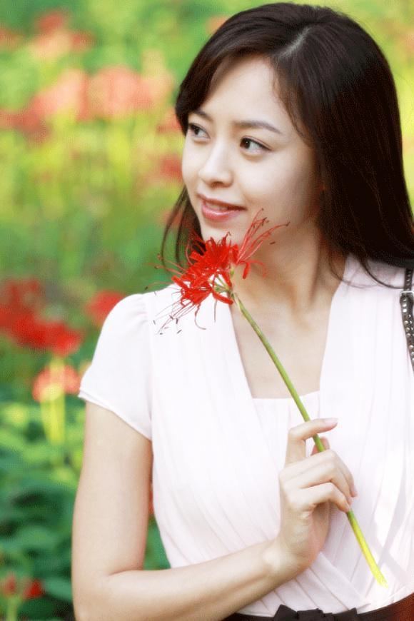 Kang Sung-yeon Photos Added more pictures for the Korean actress Kang