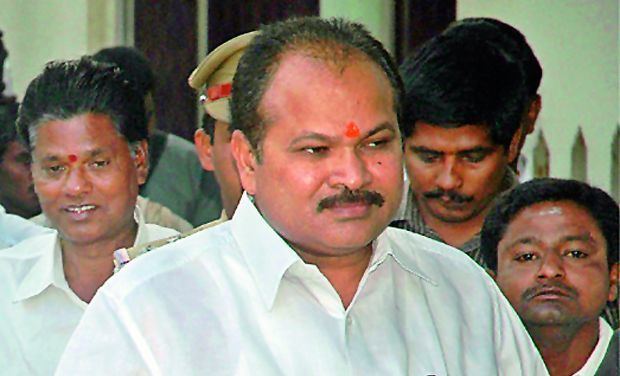 Kanna Lakshminarayana Elections 2014 3corner fight in Guntur