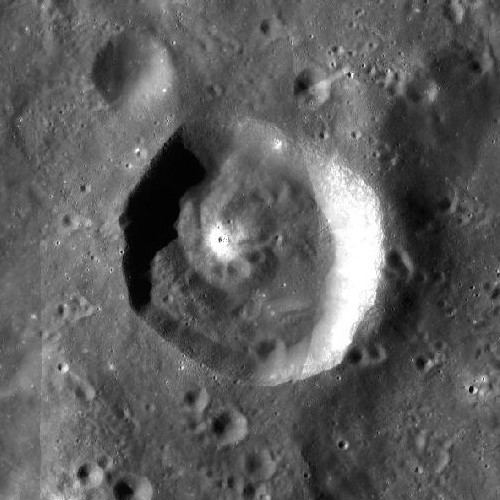 Kant (crater)