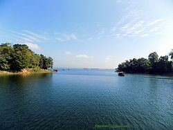 Kaptai Lake httpsuploadwikimediaorgwikipediacommonsthu