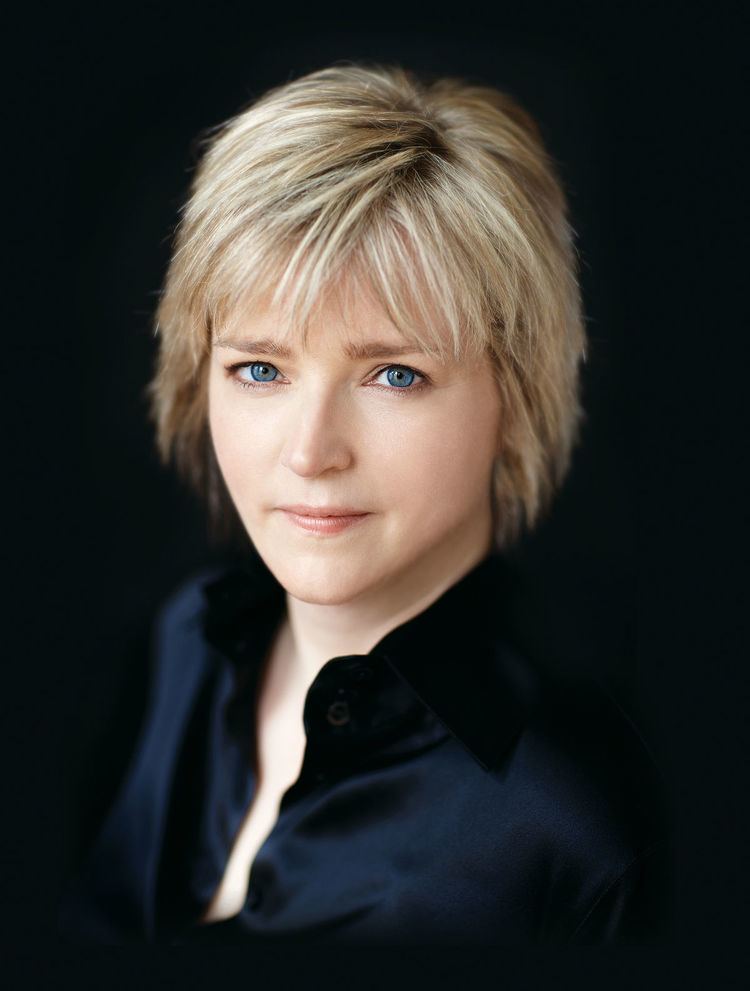 Karin Slaughter httpsuploadwikimediaorgwikipediacommonsthu