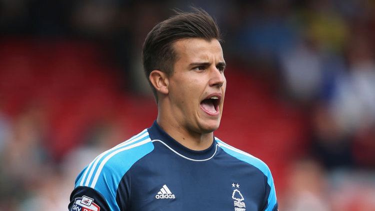 Karl Darlow Nottingham Forest goalkeeper Karl Darlow signs new four