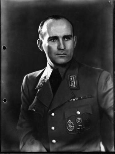 Karl Hanke Karl Hanke Gauleiter of Lower Silesia 194245 Hanke was a