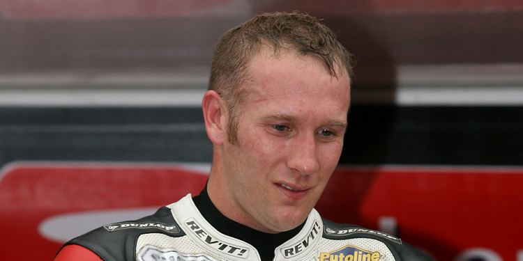 Karl Harris Karl Harris Dead British Superbike Rider Crashes At Isle Of Man TT