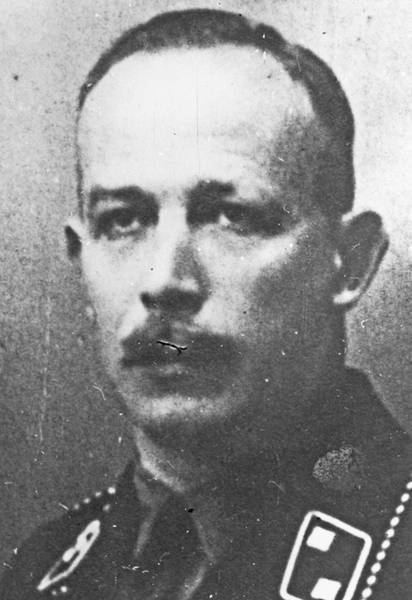 Karl Jäger Nazi Sava Sulular YakalananlarKaanlarlenler