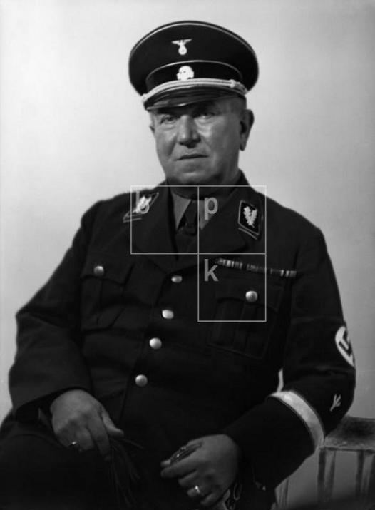 Karl Maria Wiligut Karl Maria Wiligutconseilleur spirituelle de Himmler