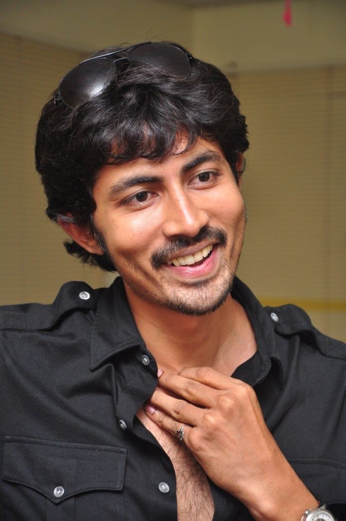 Karthik Kumar Picture 36007 Veppam Team Interview New Movie Posters