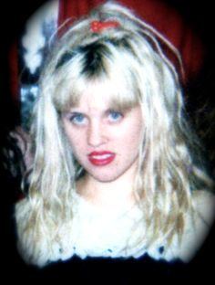 Kat Bjelland httpssmediacacheak0pinimgcom236x18d9c3