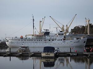 Katarina (1953 ship) httpsuploadwikimediaorgwikipediacommonsthu