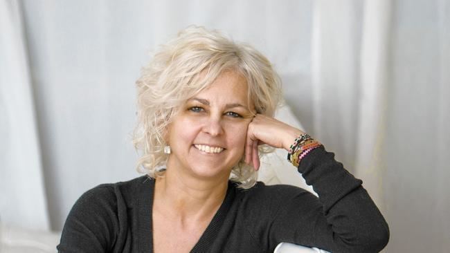 Kate DiCamillo Newbery Awardwinning author Kate DiCamillo comes to Park