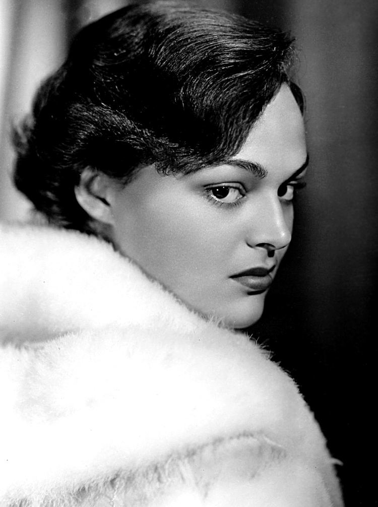 Katherine DeMille httpsuploadwikimediaorgwikipediacommonscc