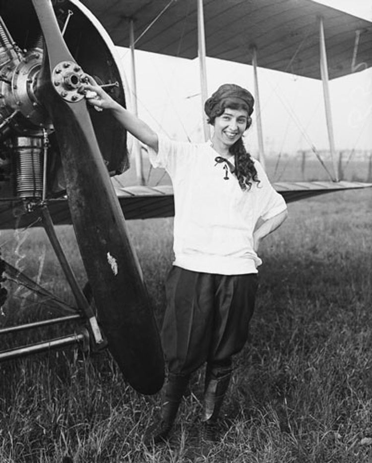 Katherine Stinson Katherine Stinson the fourth woman to get her pilots license and