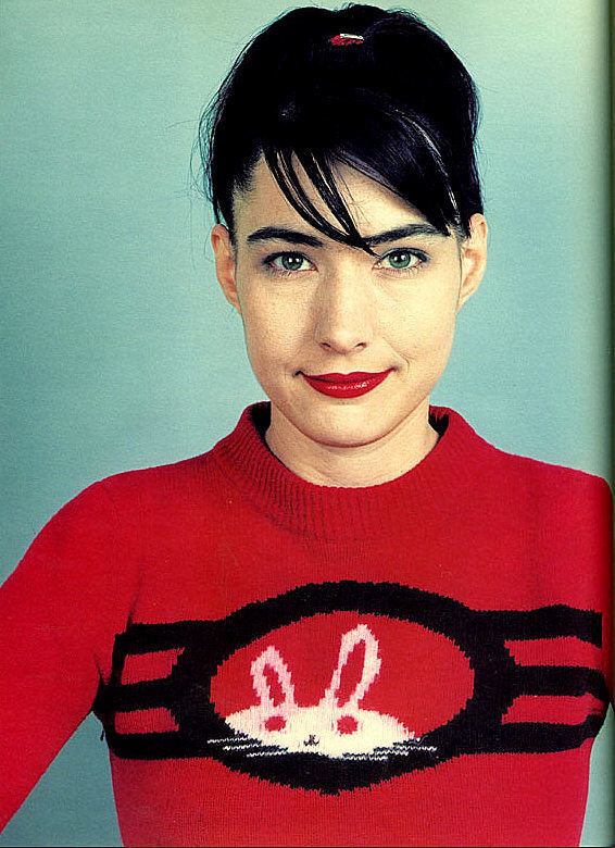 Kathleen Hanna Kathleen Hanna regrets how women of color were received in
