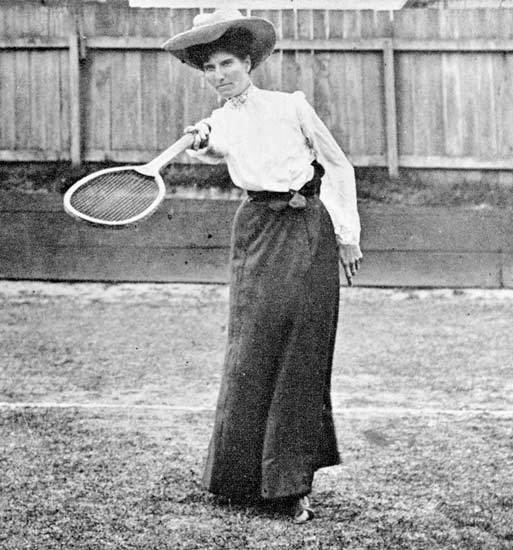 Kathleen Nunneley Kathleen Nunneley demonstrating a forehand drive Tennis Te Ara