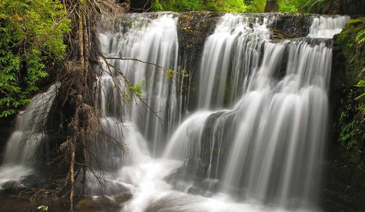Katiki Waterfalls httpswwwgroupoutingcomwpcontentuploads201