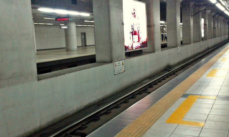 Katipunan LRT Station