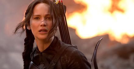 Katniss Everdeen httpsuploadwikimediaorgwikipediaen55bKat