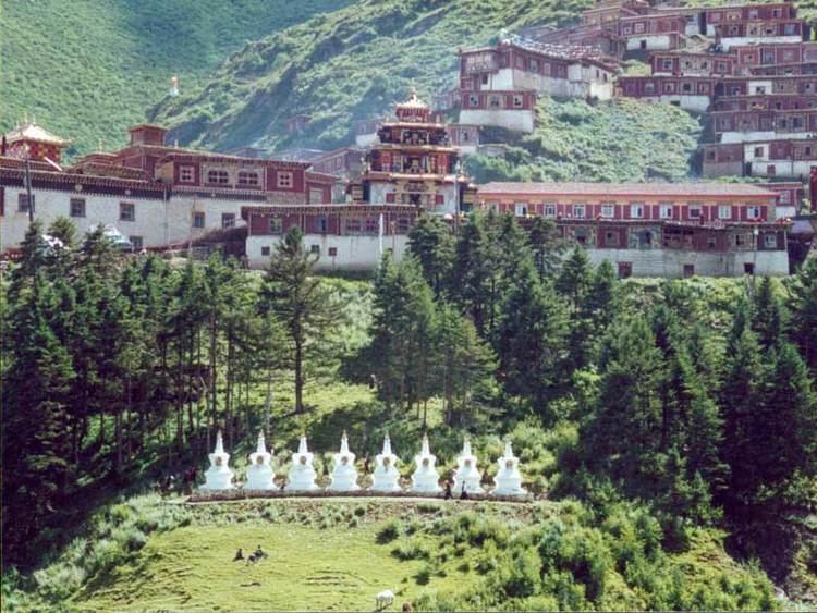 Katok Monastery httpstibetantrekkingcomwpcontentuploadsKat