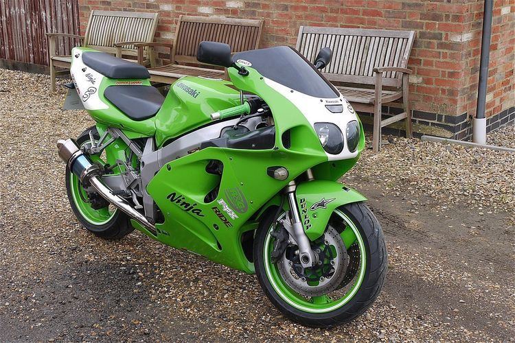 Kawasaki Ninja ZX-7R