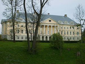 Kazdanga Palace httpsuploadwikimediaorgwikipediacommonsthu