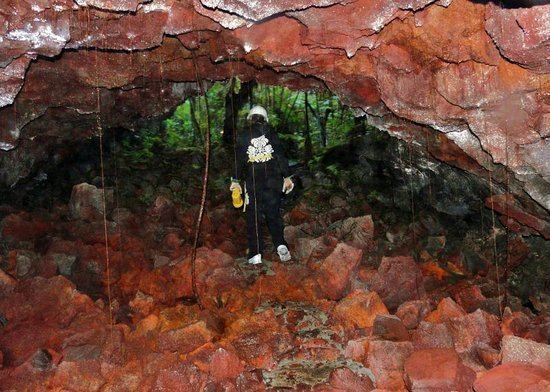 Kazumura Cave httpsmediacdntripadvisorcommediaphotos01