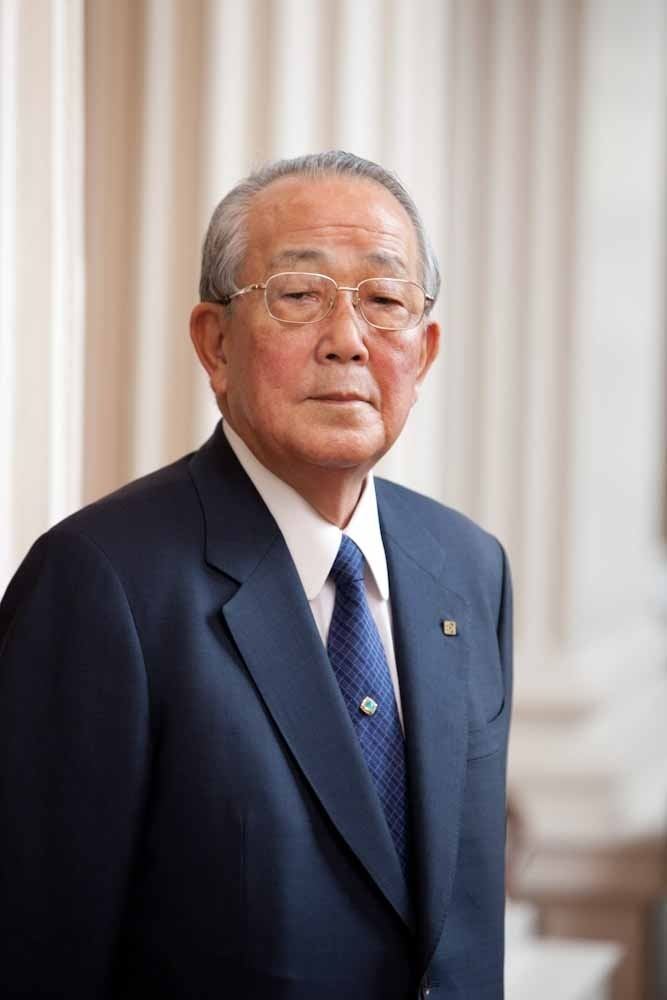 Kazuo Inamori httpsuploadwikimediaorgwikipediacommons77