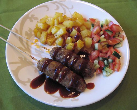 Kebakko Kebakko Ellu kokkaa