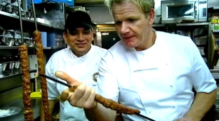 Kebakko Gordon Ramsay opettelee kebakkojen valmistusta Herkkusuufi