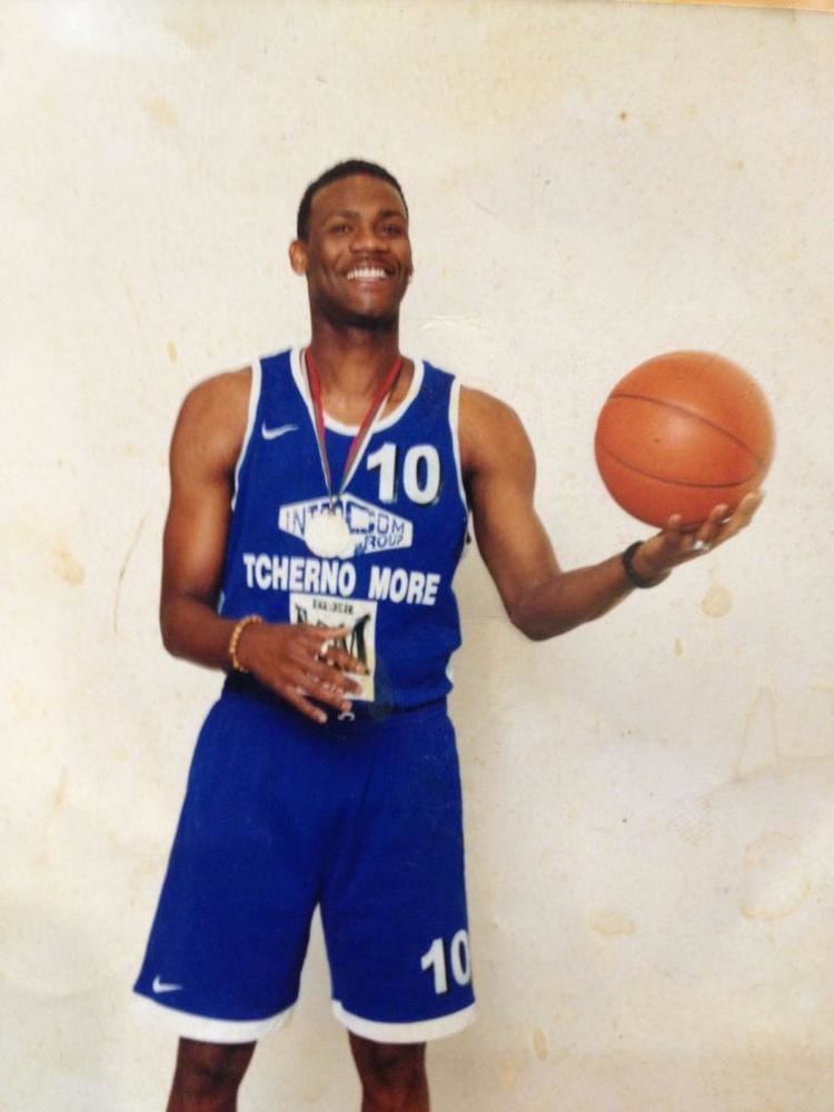 Keith Hughes (basketball) A tribute to former Carteret and Rutgers great Keith Hughes NJcom