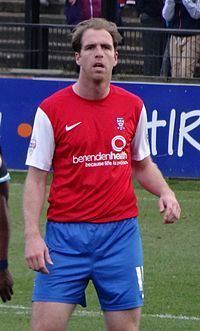 Keith Lowe (footballer) httpsuploadwikimediaorgwikipediacommonsthu
