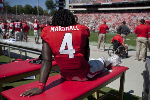 Keith Marshall (American football) Football notebook Keith Marshall injures right knee