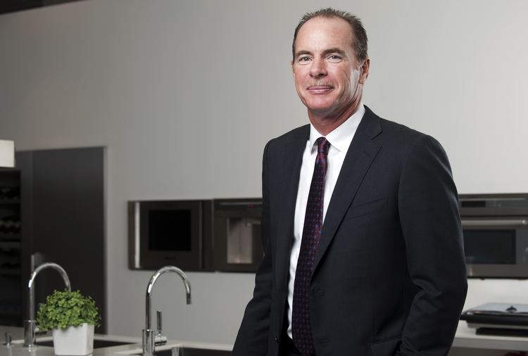 Keith McLoughlin Hans Strberg to leave Electrolux and is succeeded by