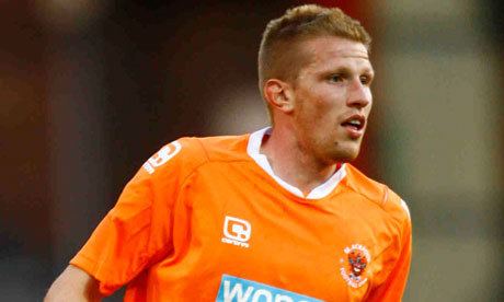 Keith Southern Blackpool boosted as fears allayed over Keith Southern39s
