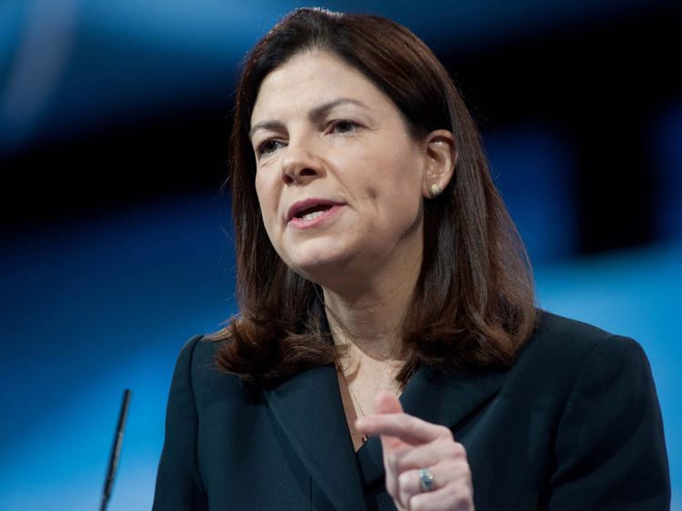 Kelly Ayotte Kelly Ayotte39s popularity plunges after 39no39 vote on